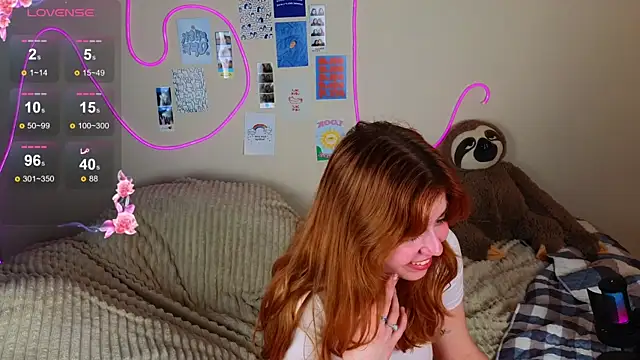 Snapshot of Penny_Staaar chatting on 02-23-25, 07:38 Penny Staaar online show from 02-23-25, 07:38