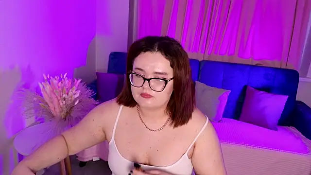 Snapshot of Jessica_Joy chatting on 01-16-25, 11:16 Jessica Joy online show from 01-16-25, 11:16