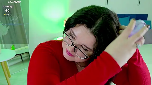 Snapshot of Jessica_Joy chatting on 02-07-25, 02:40 Jessica Joy online show from 02-07-25, 02:40