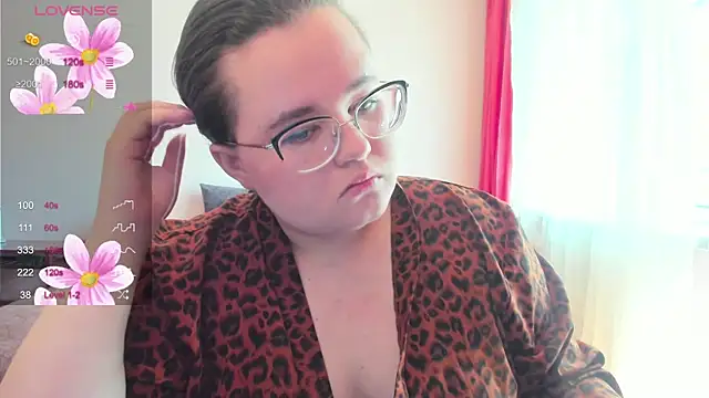 Jessica Joy online show from 05-12-26, 06:43