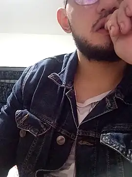 Nene1325 online show from 12-15-24, 06:18