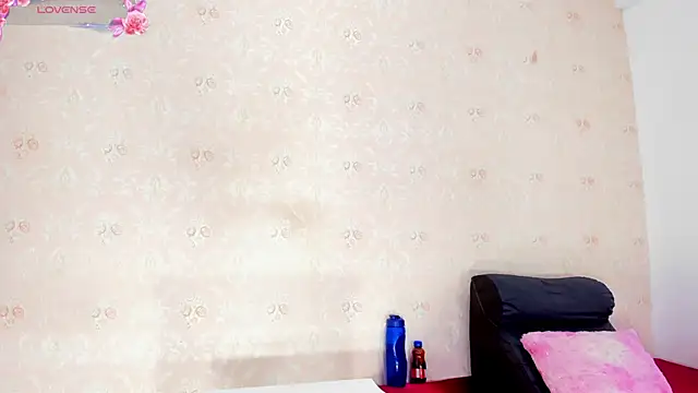 SARA COLLIINS  online show from 09-15-25, 08:09