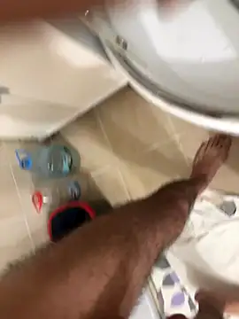 Snapshot of denizli18 chatting on 11-15-25, 09:28 denizli18 online show from 11-15-25, 09:28