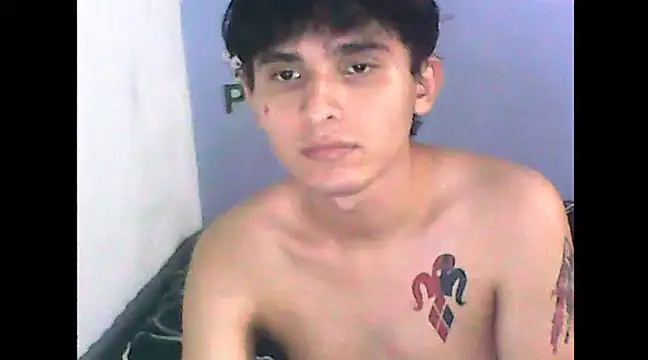 Snapshot of Charley_quin chatting on 01-06-25, 12:27 Charley quin online show from 01-06-25, 12:27