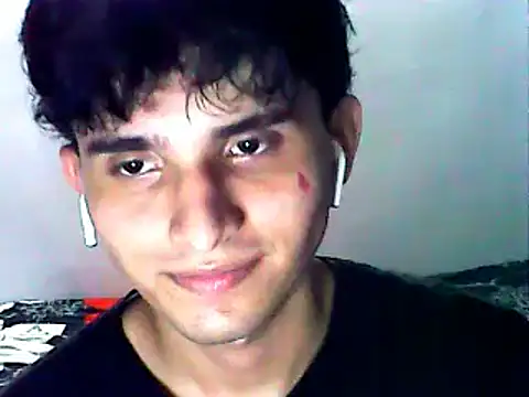 Snapshot of Charley_quin chatting on 01-29-25, 11:46 Charley quin online show from 01-29-25, 11:46