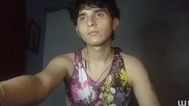 Snapshot of Charley_quin chatting on 02-26-25, 02:15 Charley quin online show from 02-26-25, 02:15