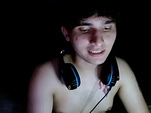 Charley quin online show from 03-09-26, 01:31