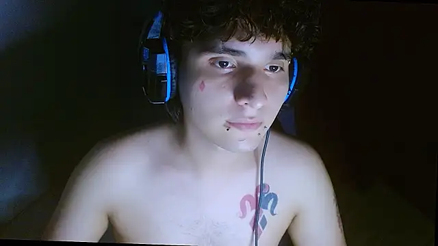 Charley quin online show from 04-16-26, 11:29