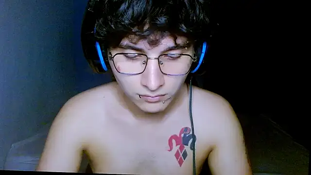 Snapshot of Charley_quin chatting on 04-26-26, 11:46 Charley quin online show from 04-26-26, 11:46