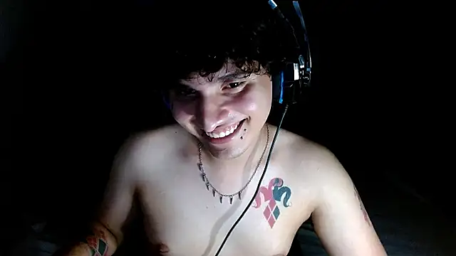 Snapshot of Charley_quin chatting on 06-02-26, 01:07 Charley quin online show from 06-02-26, 01:07