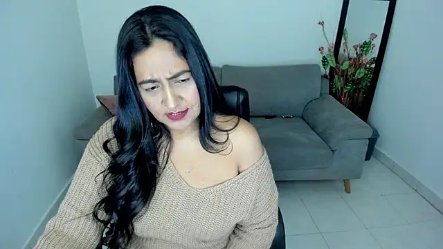 Snapshot of Adele_Sweett chatting on 02-23-26, 10:56 Adele Sweett online show from 02-23-26, 10:56