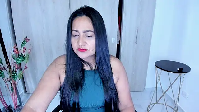 Adele Sweett online show from 05-15-26, 11:06