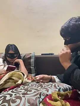 Snapshot of United3 chatting on 02-24-25, 02:04 United3 online show from 02-24-25, 02:04