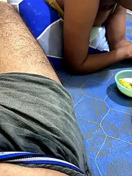 Snapshot of United3 chatting on 09-15-25, 09:20 United3 online show from 09-15-25, 09:20