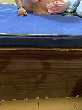 Snapshot of United3 chatting on 09-21-25, 10:06 United3 online show from 09-21-25, 10:06