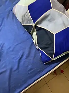 Snapshot of United3 chatting on 10-27-25, 11:03 United3 online show from 10-27-25, 11:03