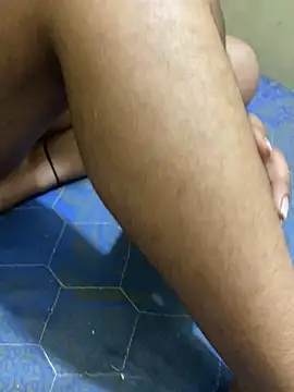 Snapshot of United3 chatting on 10-29-25, 10:06 United3 online show from 10-29-25, 10:06