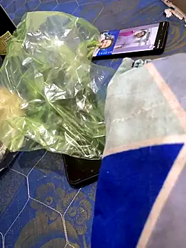 Snapshot of United3 chatting on 11-20-25, 09:09 United3 online show from 11-20-25, 09:09