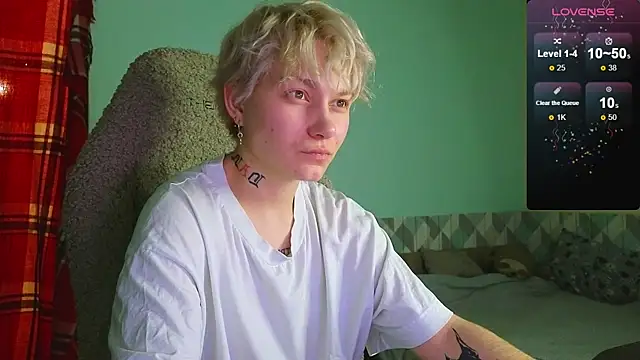 esajukyy online show from 12-29-24, 06:16