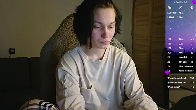 esajukyy online show from 03-02-26, 04:36