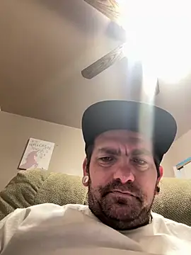 whiyehammer online show from 03-04-26, 04:02