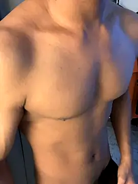 Snapshot of nick__yy chatting on 10-14-25, 10:05 nick yy online show from 10-14-25, 10:05