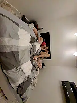 Llorey04 online show from 02-28-25, 11:45