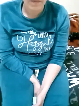 ShadiaStar online show from 02-14-25, 11:42