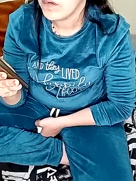 ShadiaStar online show from 02-22-25, 03:03