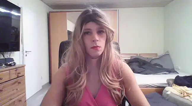 Snapshot of Kinky-Kristina chatting on 12-12-24, 07:15 Kinky-Kristina online show from 12-12-24, 07:15