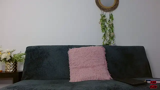 Kendal Mosk online show from 11-27-25, 02:30