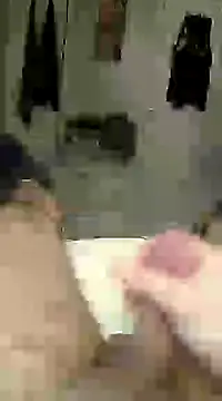 Snapshot of Meat2CumOn chatting on 12-31-24, 07:10 Meat2CumOn online show from 12-31-24, 07:10