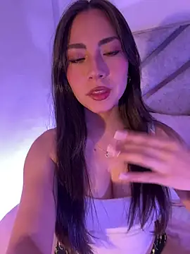 Melody 04 online show from 11-15-25, 02:20