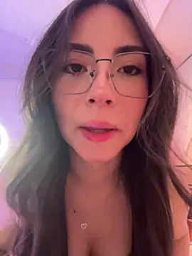 Melody 04 online show from 11-29-25, 04:48