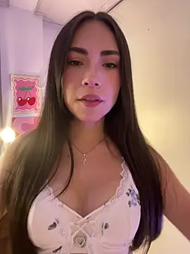 Melody 04 online show from 04-18-26, 03:10