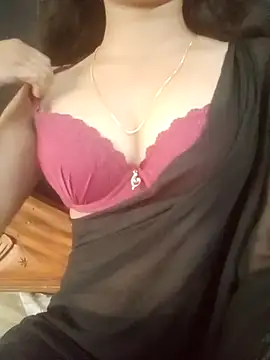 Snapshot of sexyriya_008 chatting on 12-18-24, 10:51 sexyriya 008 online show from 12-18-24, 10:51