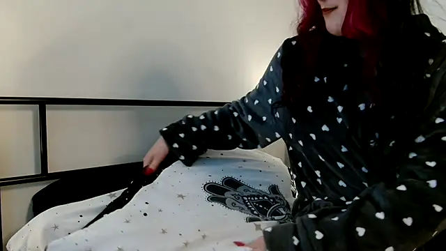 lunabellex online show from 03-14-25, 01:57