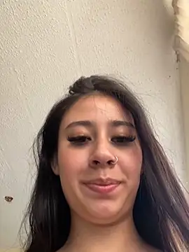 Snapshot of Zoee_t chatting on 01-31-25, 09:26 Zoee t online show from 01-31-25, 09:26