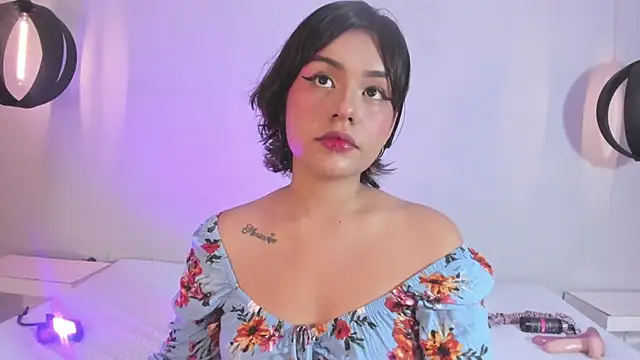 Snapshot of _sowy_venus_ chatting on 02-20-25, 12:36 sowy venus online show from 02-20-25, 12:36