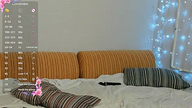 Snapshot of emily_cline chatting on 02-07-25, 07:40 emily cline online show from 02-07-25, 07:40