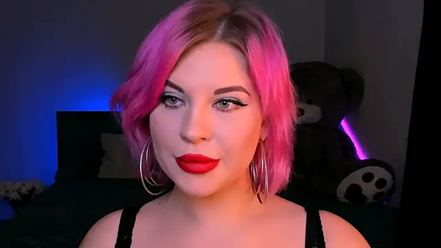 Snapshot of evaharve chatting on 01-05-25, 12:42 evaharve online show from 01-05-25, 12:42