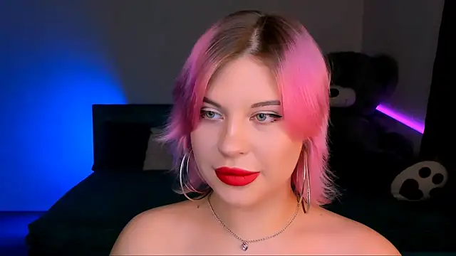 Snapshot of evaharve chatting on 01-12-25, 12:49 evaharve online show from 01-12-25, 12:49