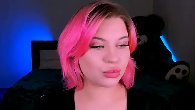 Snapshot of evaharve chatting on 02-15-25, 03:52 evaharve online show from 02-15-25, 03:52