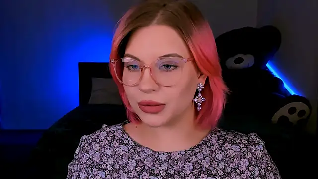 Snapshot of evaharve chatting on 03-04-25, 08:49 evaharve online show from 03-04-25, 08:49