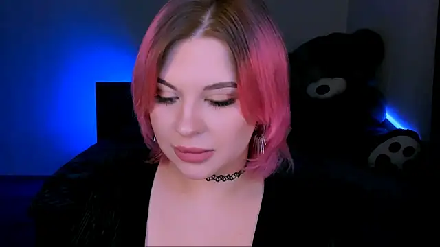 Snapshot of evaharve chatting on 03-15-25, 10:55 evaharve online show from 03-15-25, 10:55