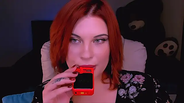 Snapshot of evaharve chatting on 11-15-25, 10:37 evaharve online show from 11-15-25, 10:37