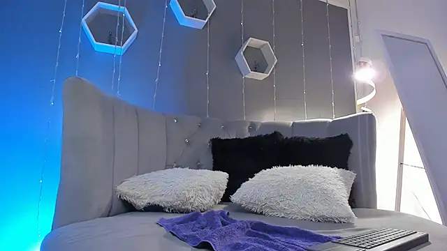 slutty venus online show from 02-26-25, 07:20