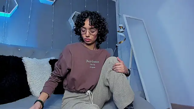 slutty venus online show from 03-09-25, 03:32