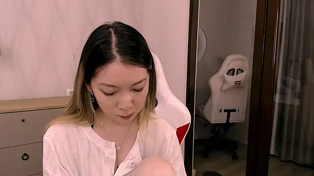 Babby Rabbit online show from 12-02-25, 12:32