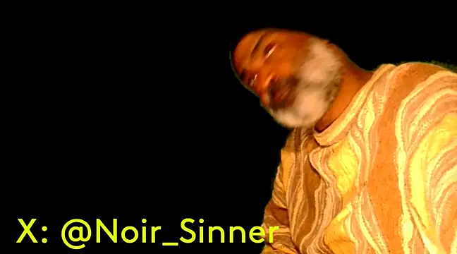 Snapshot of sinnernoir chatting on 01-27-25, 12:43 sinnernoir online show from 01-27-25, 12:43